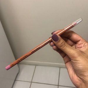 Makeup Forever Lip Pencil - 5, Rue la Boetie